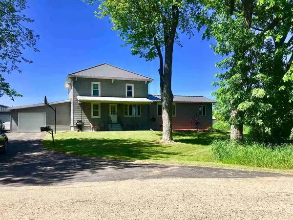 N1924 28TH ROAD, Redgranite, WI 54970