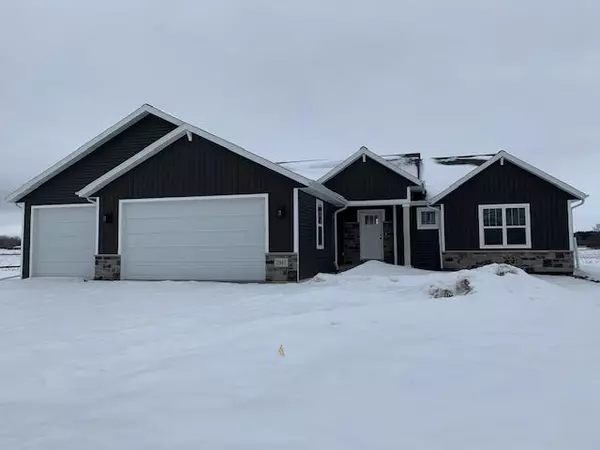 2947 E BLUETOPAZ DRIVE, Appleton, WI 54913