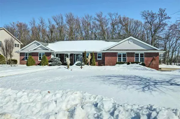 W5806 SWEET WILLIAM DRIVE, Appleton, WI 54915