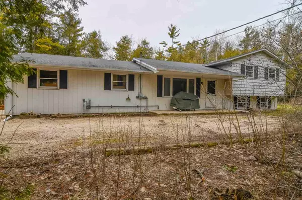 5467 OLD COUNTRY CIRCLE, New Franken, WI 54229