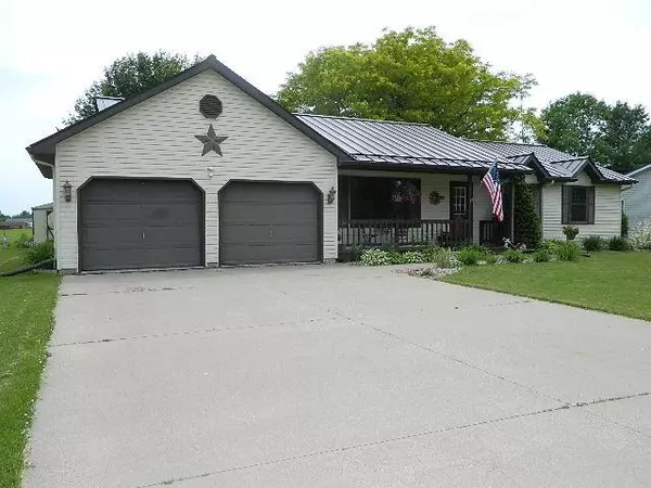 Fremont, WI 54940,1209 WOLF RIVER DRIVE