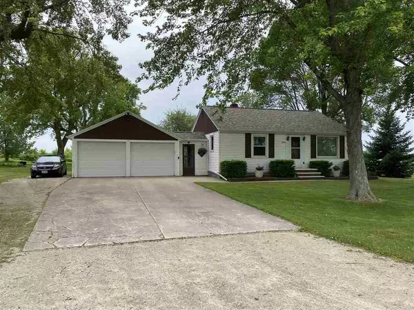 3754 LUXEMBURG ROAD, New Franken, WI 54229