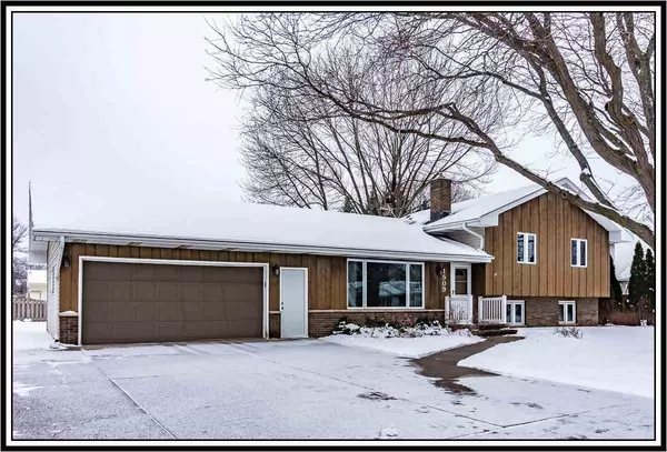 1509 W HOMESTEAD DRIVE,  Appleton,  WI 54914