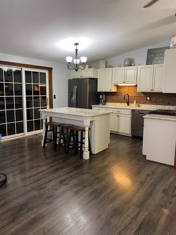 Carney, MI 49812,E107 HWY 374