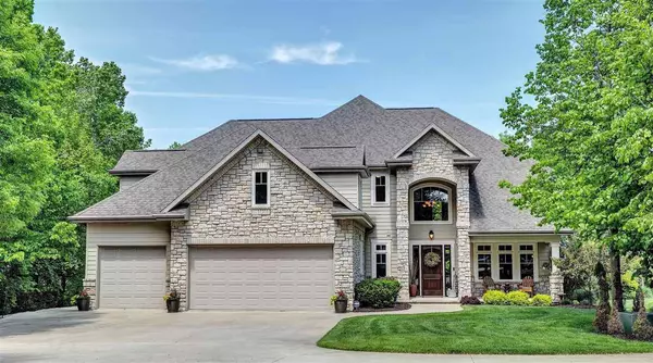 417 HIDDEN RIDGES WAY, Combined Locks, WI 54113