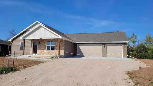 1130 W THORN CREEK DRIVE, Hilbert, WI 54129