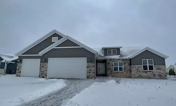 5600 N AMETHYST DRIVE, Appleton, WI 54913