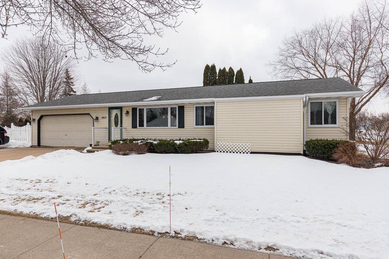Appleton, WI 54915,3015 E DIETZEN DRIVE
