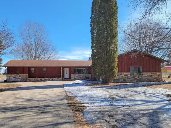 N6154 COLLENEEN COURT, Manawa, WI 54949