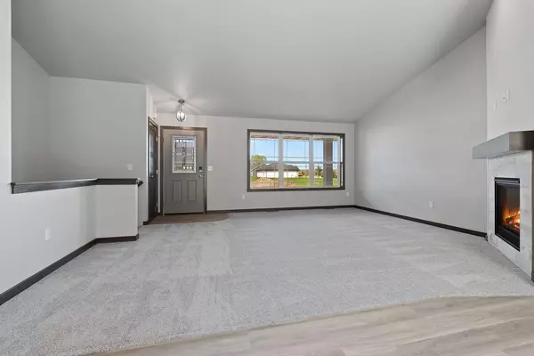 De Pere, WI 54115,636 DIVERSITY DRIVE