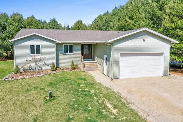 E8076 PUURI ROAD, Fremont, WI 54940