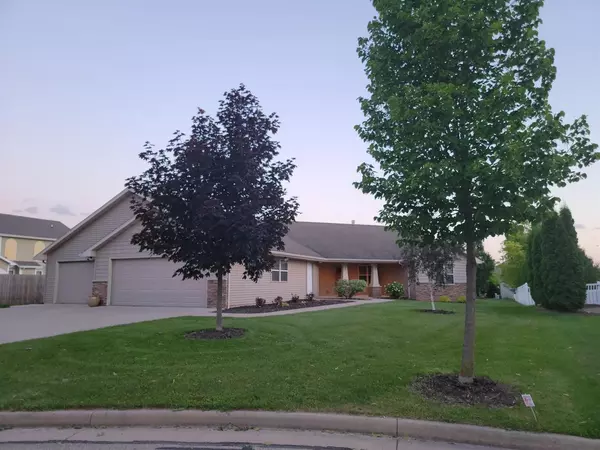 1044 TAHOE COURT, Menasha, WI 54952