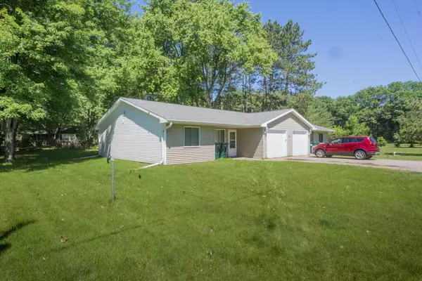 264 WARREN STREET, Redgranite, WI 54970