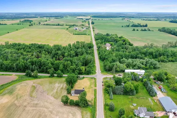 Gillett, WI 54124,6879 COUNTY ROAD G