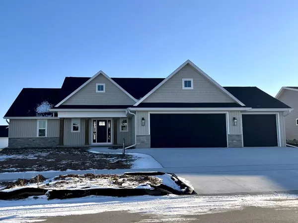 N9320 DUSTY DRIVE, Appleton, WI 54915