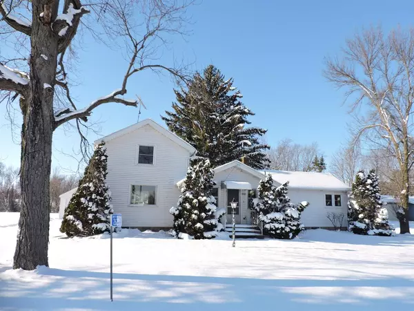 2629 FOX STREET, Omro, WI 54963