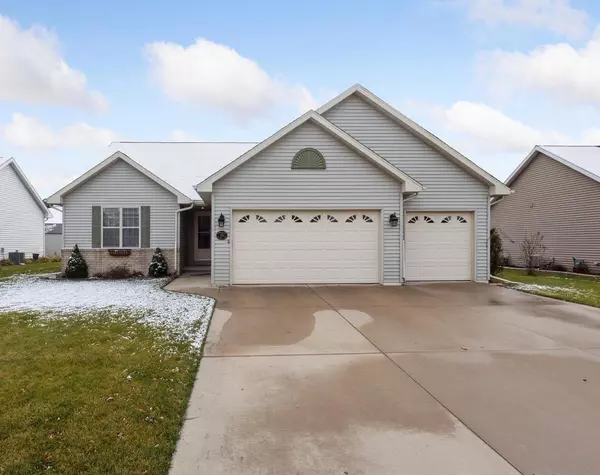 810 KILLARNY TRAIL, De Pere, WI 54115