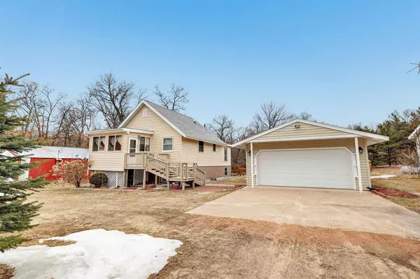 9018 BOELTER LAKE DRIVE, Almond, WI 54909