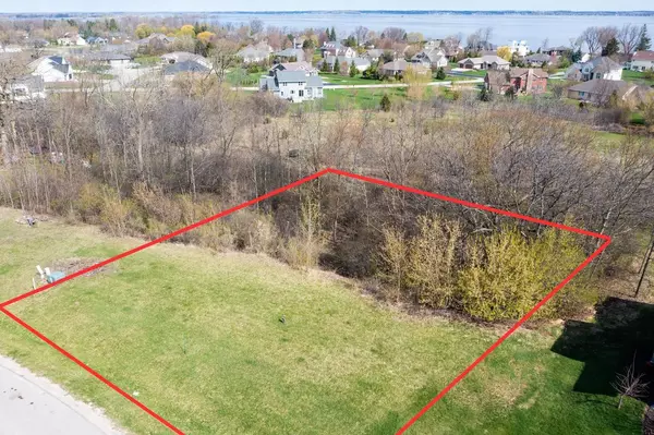 Oshkosh, WI 54904,STONEGATE DRIVE