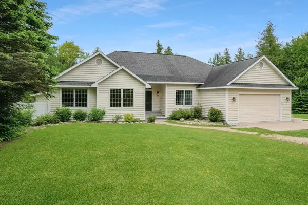 Bark River, MI 49807,878 HWY M35