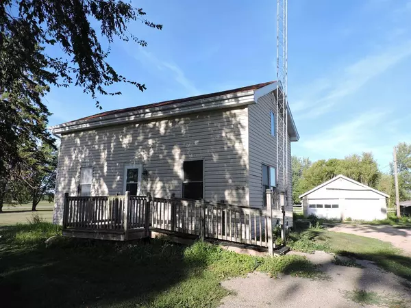 3482 BRADLEY ROAD, Omro, WI 54963