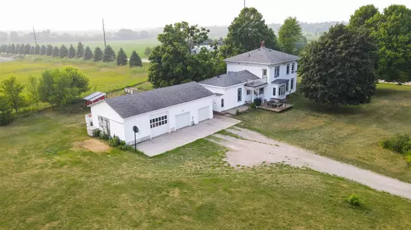 7379 COUNTY ROAD E, Omro, WI 54963