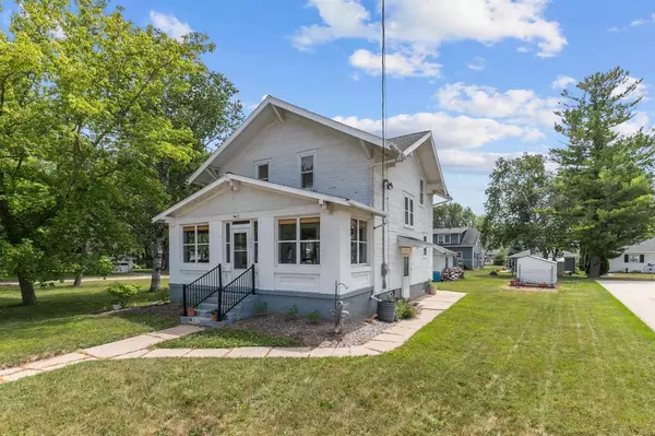 805 MAIN STREET, Wrightstown, WI 54180