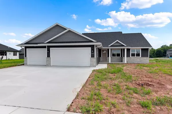 2371 TIGERWOOD TRAIL, De Pere, WI 54115