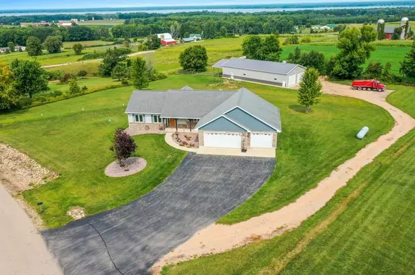 N5136 LAKEVIEW WAY, Bonduel, WI 54107