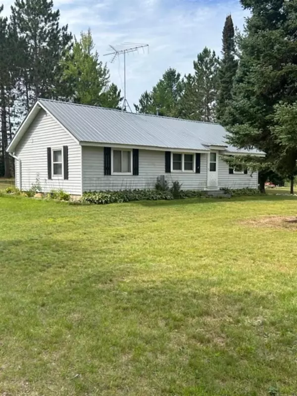 W10789 W COUNTY ROAD X, Crivitz, WI 54114