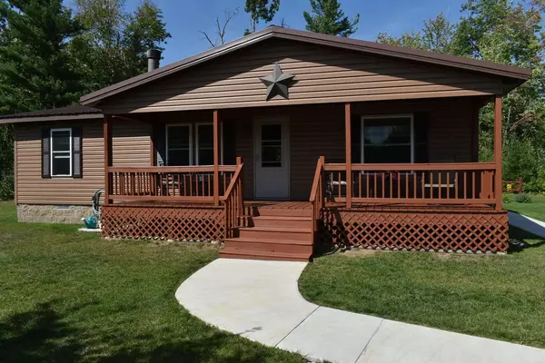 16950 MARKUSEN LANE, Mountain, WI 54149