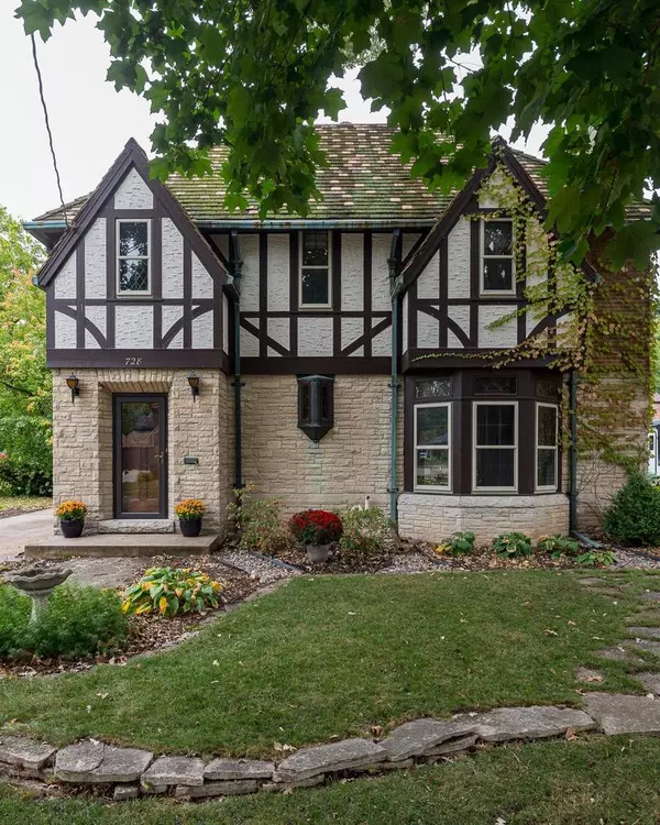 Appleton, WI 54914,728 S SUMMIT STREET