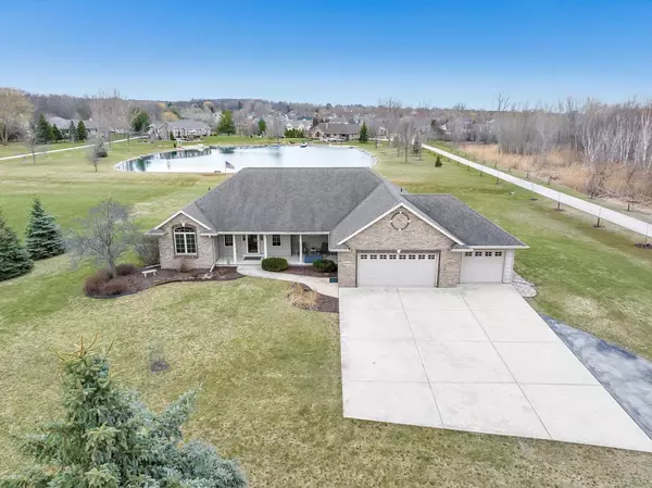 2668 DICKINSON ROAD, De Pere, WI 54115