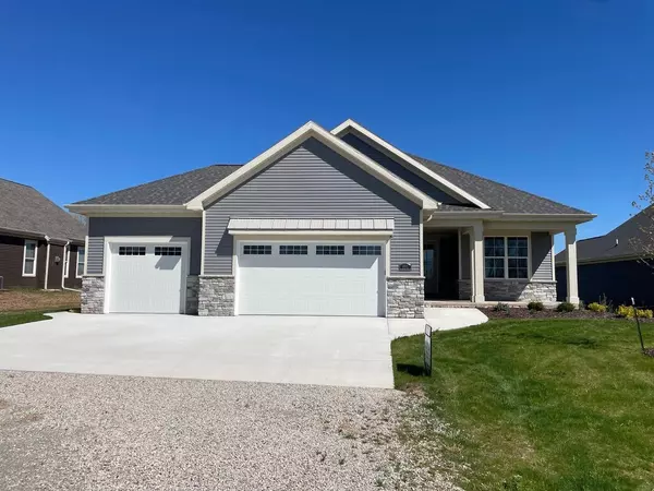 891 CYGNET COURT, Menasha, WI 54952