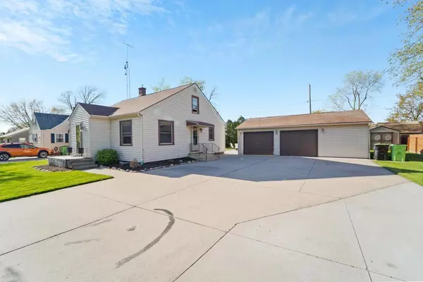 W394 STUMPF AVENUE, Sherwood, WI 54169