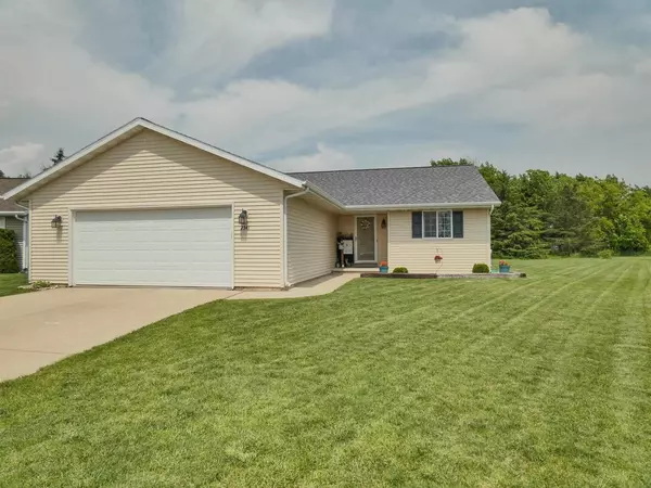 2341 INDY COURT, De Pere, WI 54115