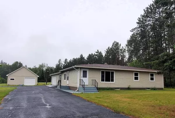 W8855 TOWN LINE ROAD, Crivitz, WI 54114