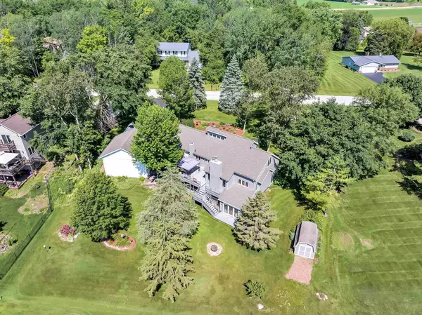 3170 CLAYMORE LANE, New Franken, WI 54229