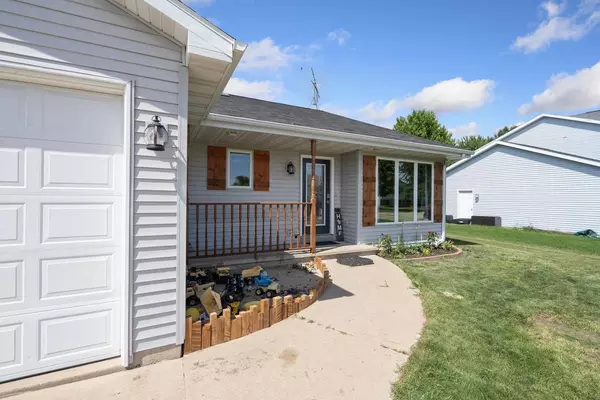 Winneconne, WI 54986,1123 POPPY LANE