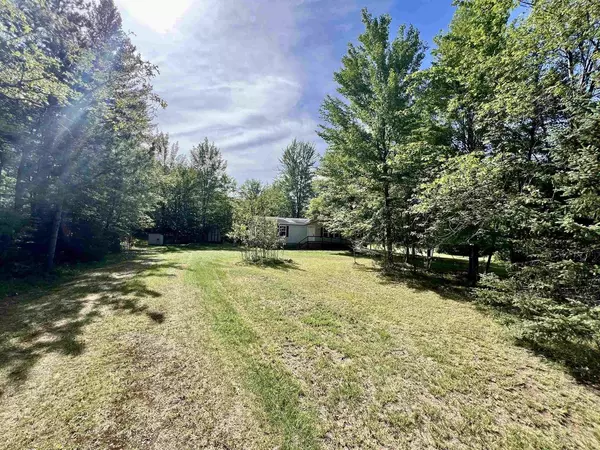 Crivitz, WI 54114,W8701 HAGUEWOOD LANE