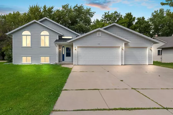 239 ALISON COURT, Wrightstown, WI 54180