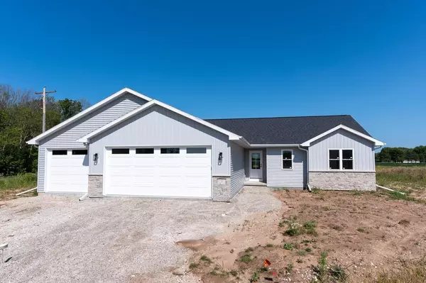 N8892 DUBLIN, Menasha, WI 54952