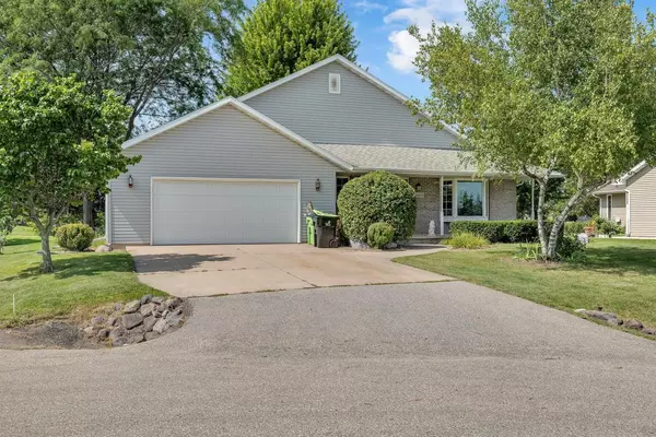 Sherwood, WI 54169,N8069 LAKE BREEZE DRIVE