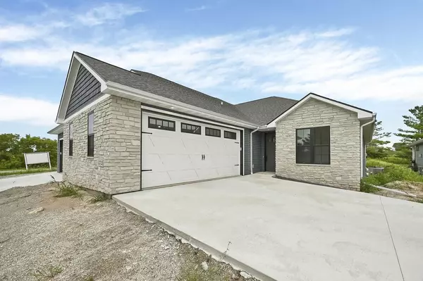 2721 CASTAWAY COURT, Green Bay, WI 54311