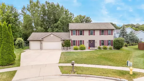 3155 HALLIE HOLLOW COURT, Oshkosh, WI 54904