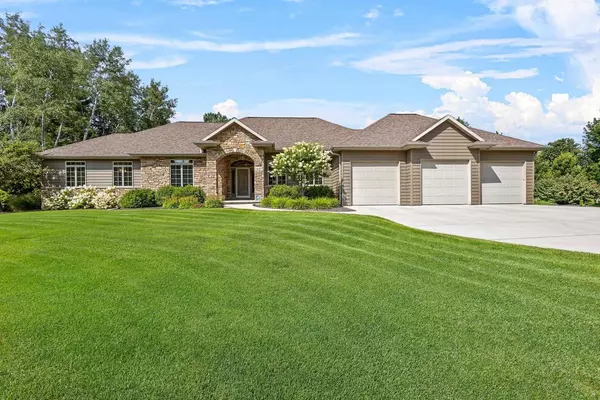 4317 FOREST RIDGE DRIVE, Green Bay, WI 54313