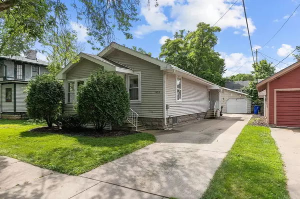 615 E NORTH STREET, Appleton, WI 54911