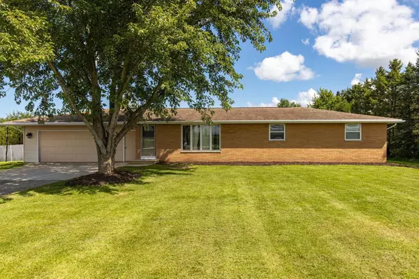 2264 S PINE TREE ROAD, De Pere, WI 54115