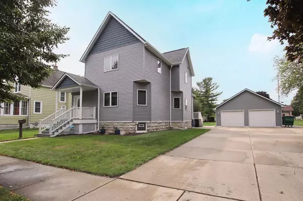 617 ILLINOIS AVENUE, North Fond Du Lac, WI 54937