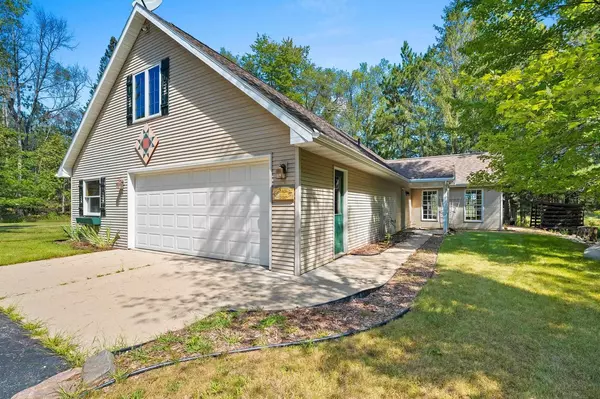 15928 FLOWER LAKE DRIVE, Crivitz, WI 54114